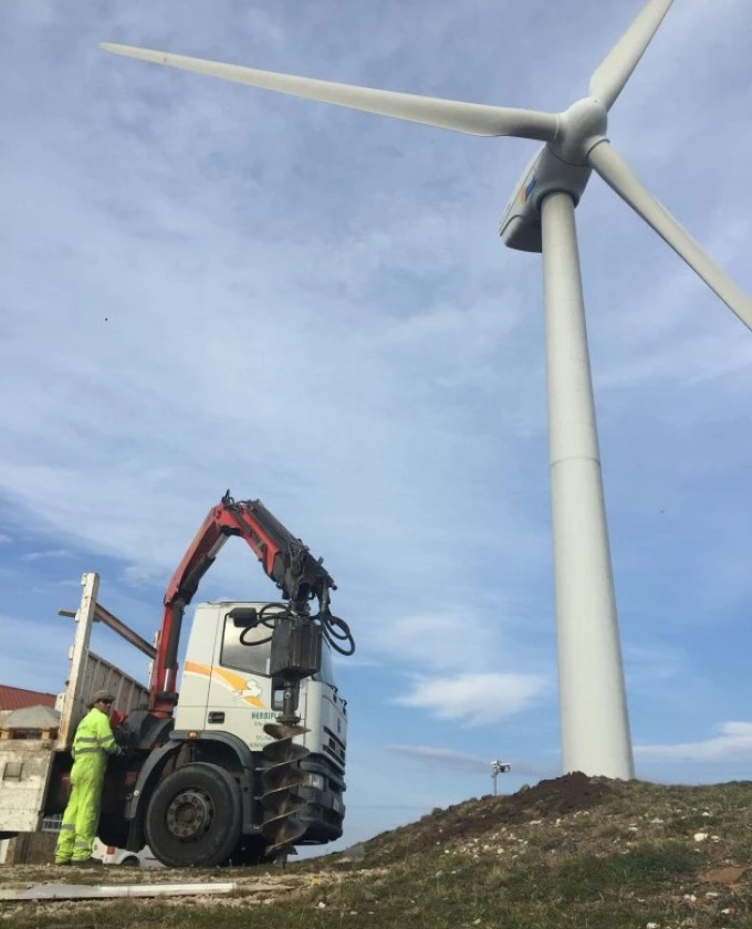 Herbi - Plast S.L. | Empresa líder orientada al sector de la señalización y conservación de carreteras