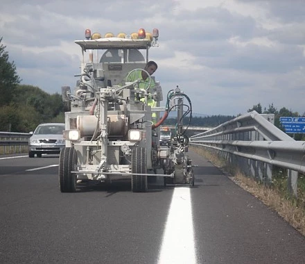 Señalización horizontal de carreteras